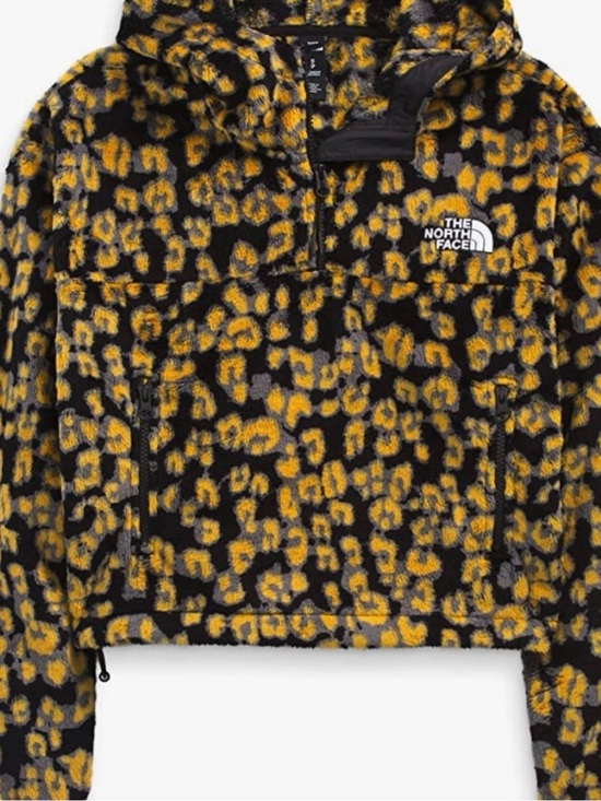 The North Face Jackets & Blazers - The North Face Osito Crop Hoodie Leopard Yellow Black Outdoor Cozy Gorpcore XL